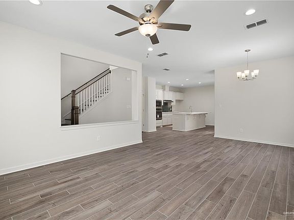 3rd image of 1405 Xavier Ave