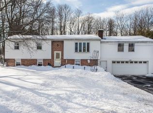 5953 Lanson Rd, Ontario, NY 14519