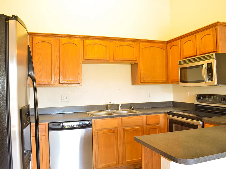 3355 Columbine Dr #606 — Photo 9