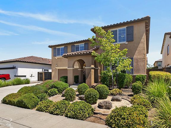 2nd image of 10085 Avocado Way