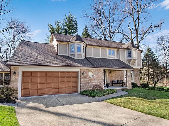 2nd image of 482 Deer Run Ct