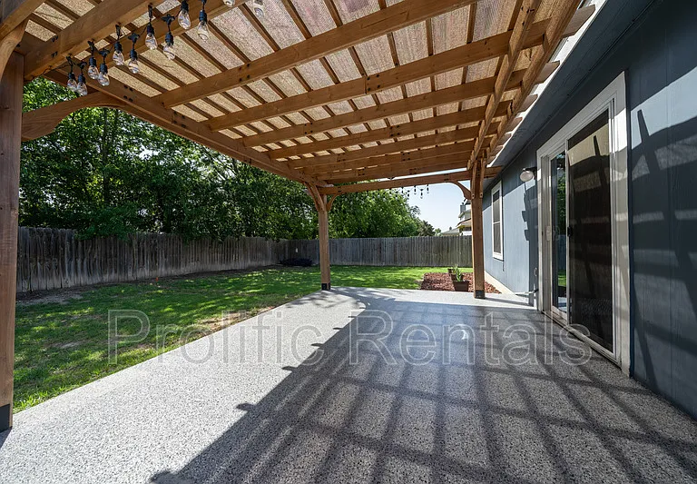 5304 Oster Dr — Photo 31