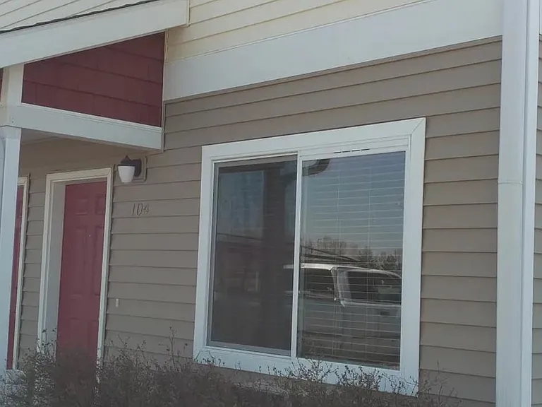 681 N 2872 E — Photo 2