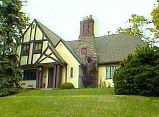 3420 Manor Hill Dr, Cincinnati, OH 45220