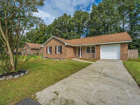 2nd image of 443 Robin Dr