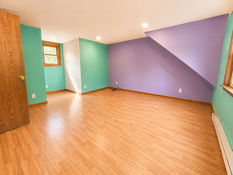 4302 Genesee Dr — Photo 13