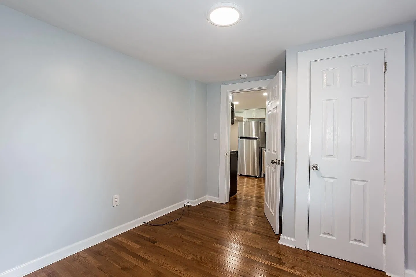 29 Anderson Ave — Photo 2