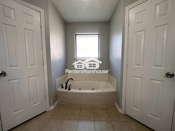 616 Havencrest Dr — Photo 23