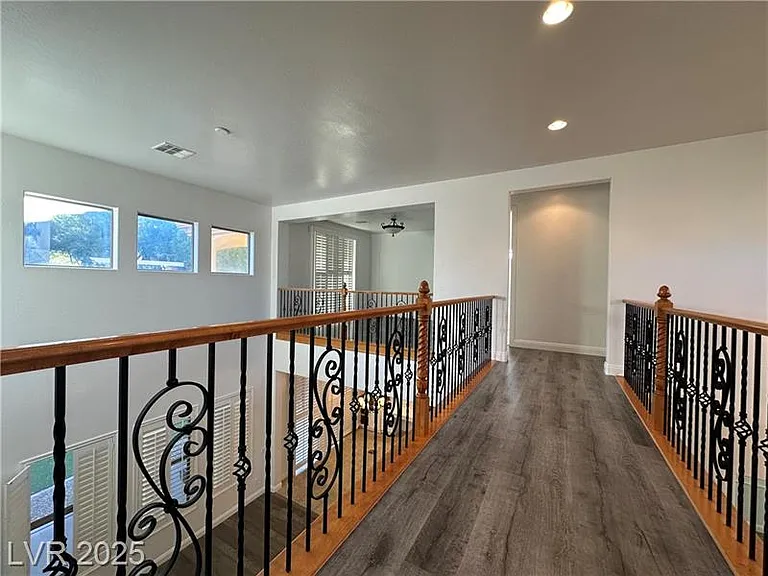 2321 Martinique Ave — Photo 21