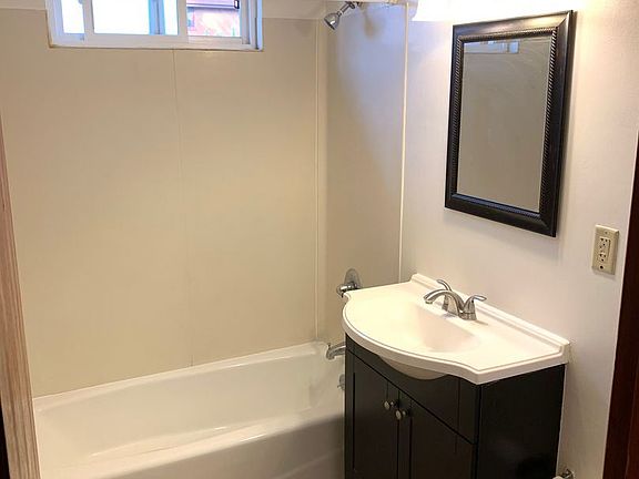 5th image of 215 N New Ave APT F