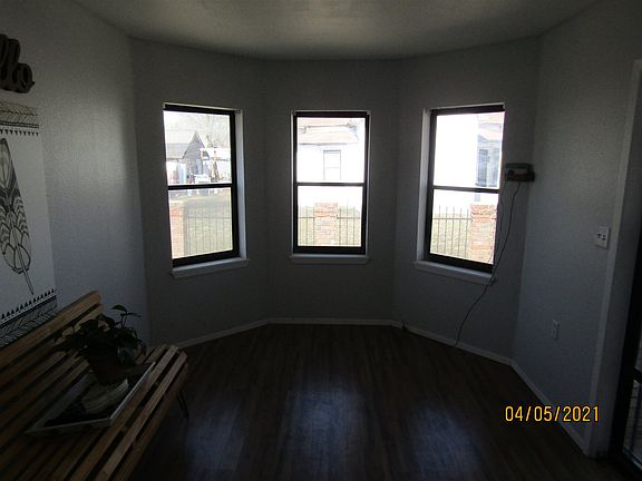 5th image of 115 Kibbe St