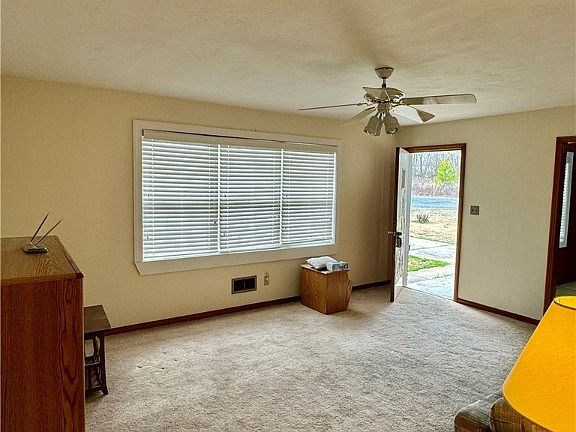 3rd image of 4036 Cherry Wood Cir