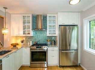 6 Hampton Pl #6, Avon, CT 06001