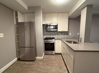 415 Butternut St NW APT T1, Washington, DC 20012