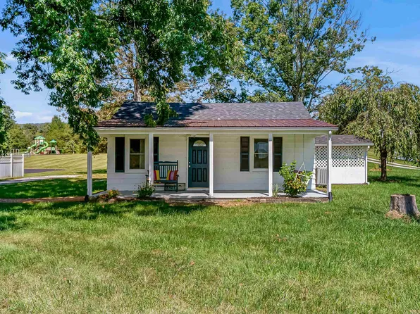 5744 McCoy Rd, Blacksburg, VA 24060