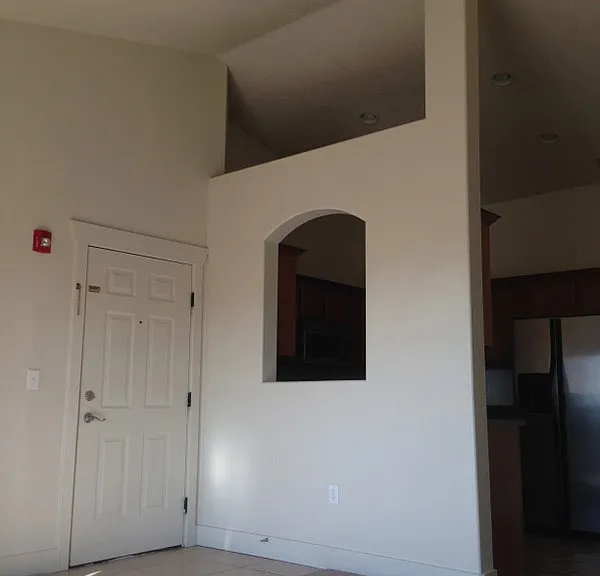 179 W Springview Dr — Photo 4