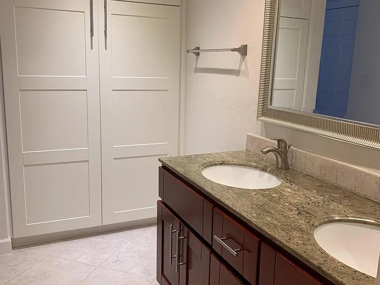 1830 Lakeshore Ave #103 — Photo 22
