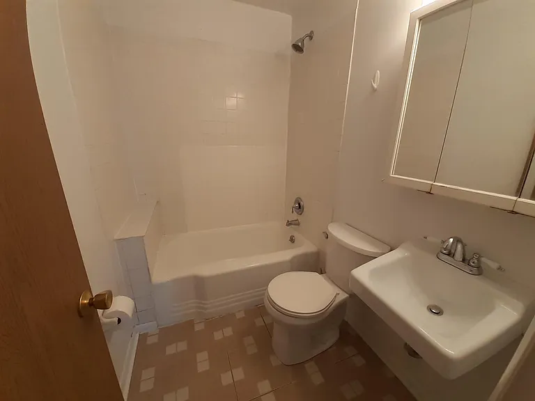 1016 S College Ave #D — Photo 9