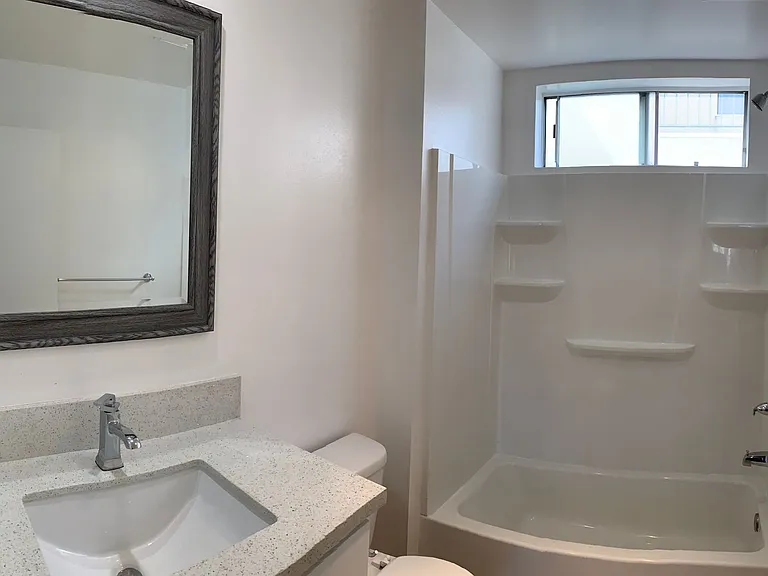 Oxford Villa Apartments — Photo 8