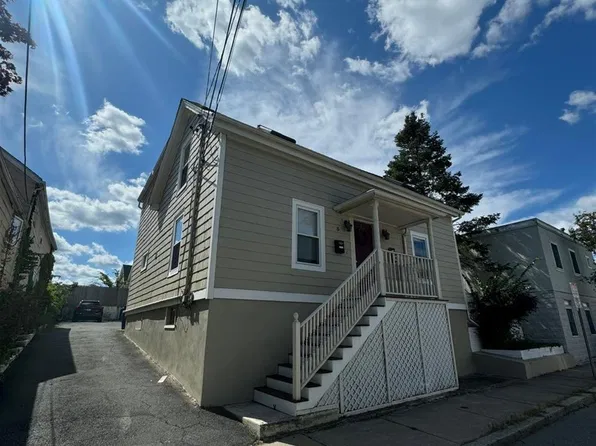 7 Clyde St #2, Somerville, MA 02145