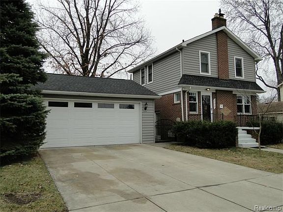 3rd image of 200 N Edison Ave