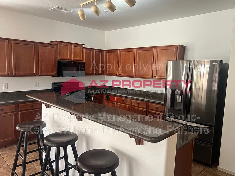 12653 W Duane Ln — Photo 2