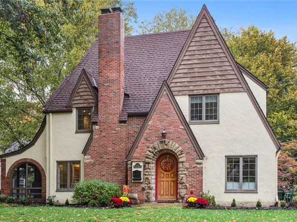 40 W Winthrope Rd, Kansas City, MO 64113