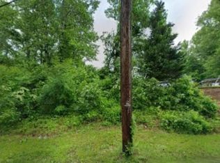 7809 Croom Rd, Upper Marlboro, MD 20772