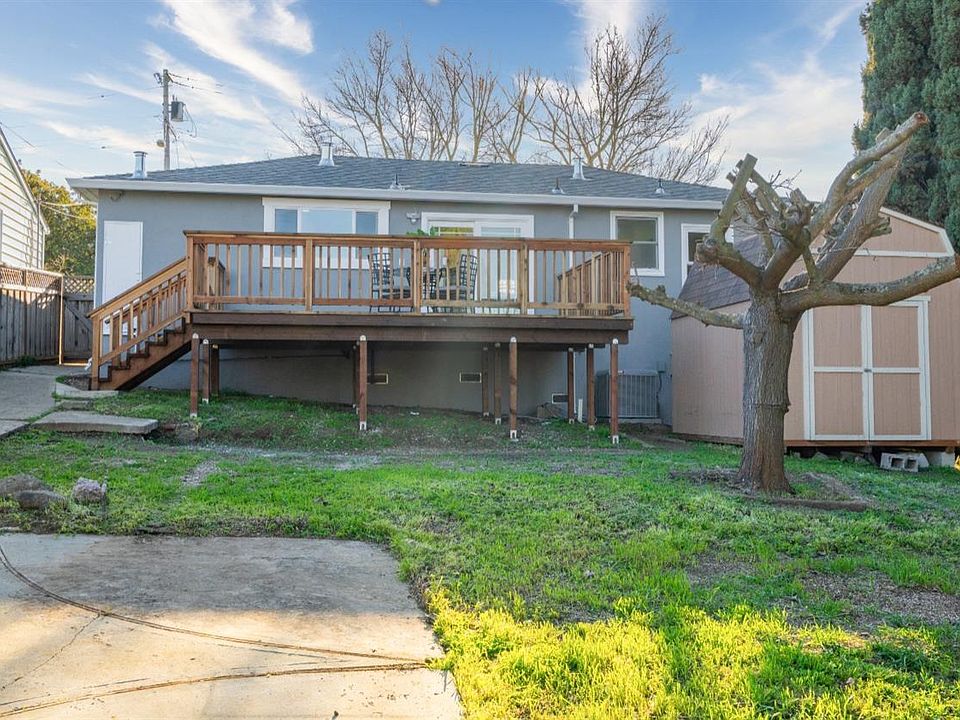 2nd image of 49 Linda Vista Street
