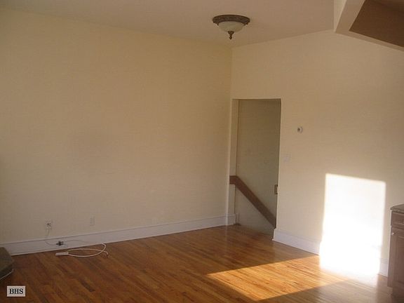 4th image of 69 S Oxford St APT 3B