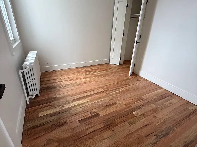 521-523 Bayway Ave #3 — Photo 11
