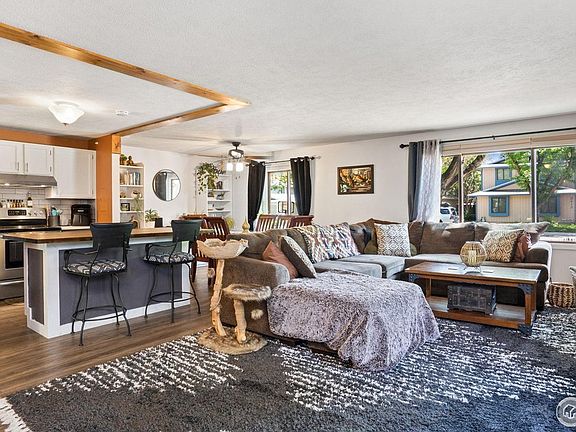 4th image of 3413 Thames Ct