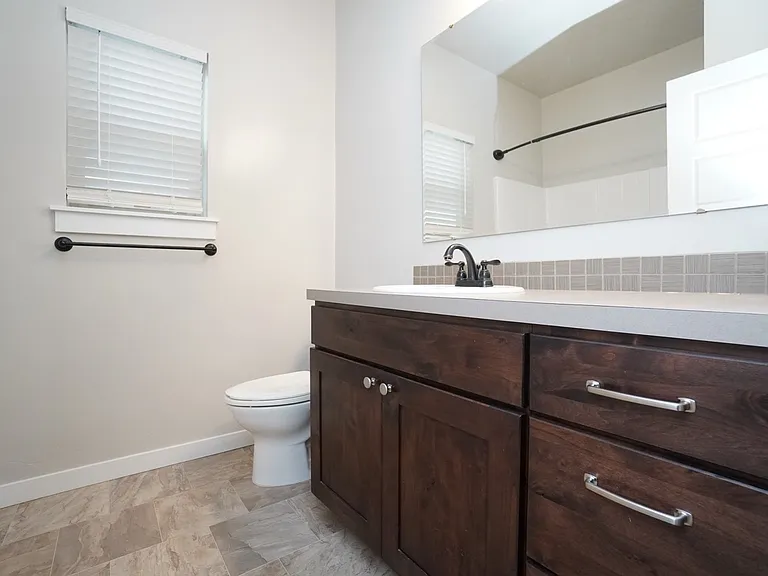 1187 W Davenport St — Photo 7