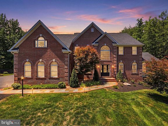2nd image of 99 Brookesmill Ln
