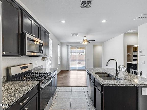 4th image of 2583 N WRIGLEY Drive