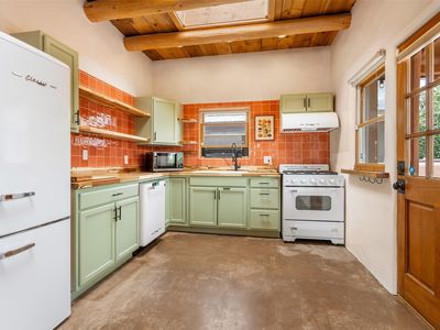 815 Baca St APT C, Santa Fe, NM, 87505