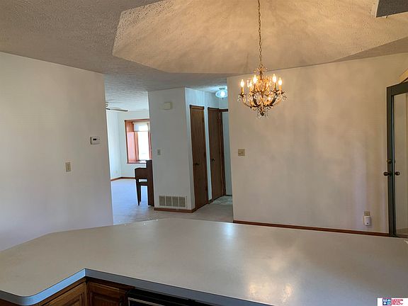2nd image of 2515 S 60th St #27