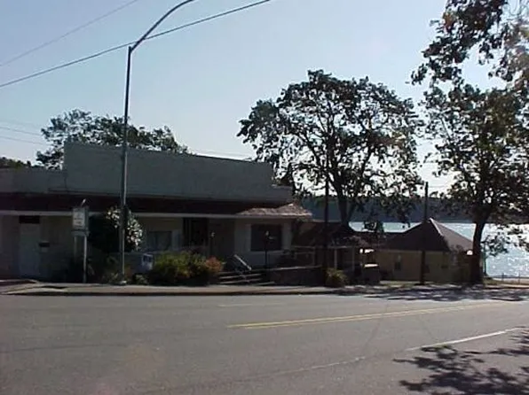 Pioneer Apartments (1121 SE 9th Ave), 1121 SE 9th Ave APT 5, Oak Harbor, WA 98277