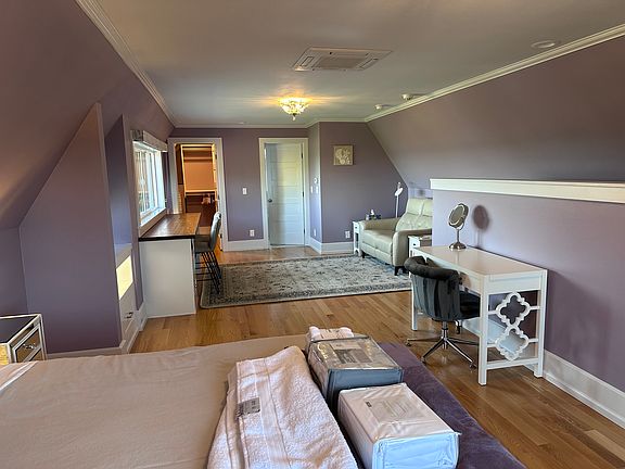 5th image of 802 N Yakima Ave #3