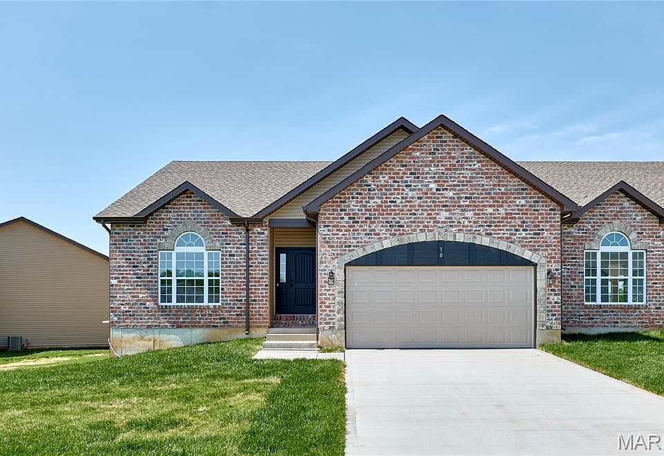 1st image of 10 Canyon Creek Ct