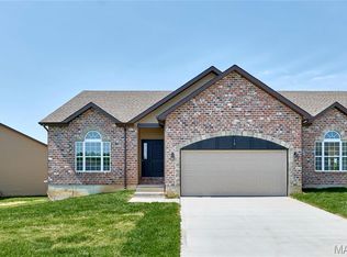 10 Canyon Creek Ct, Moscow Mills, MO 63362