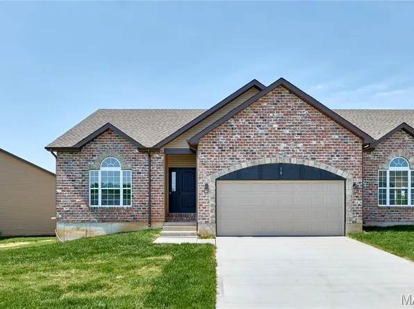 10 Canyon Creek Ct, Moscow Mills, MO 63362