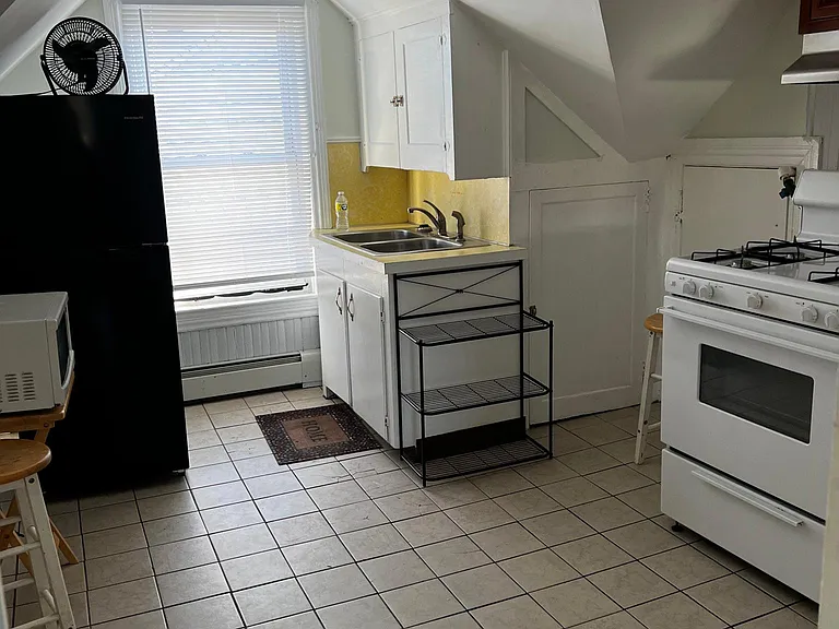 13 Fenmoor St #3 — Photo 1