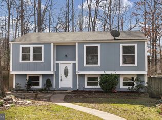 2264 Cocquina Dr, Reston, VA 20191