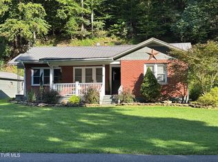 251 Jackson St, Clintwood, VA 24228