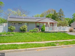 3 Estate Rd, Lumberton, NJ 08048