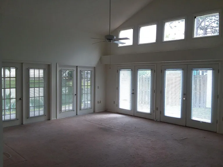 7813 Ontario Street Cir — Photo 3