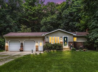 9057 Algoma Ave NE, Rockford, MI
