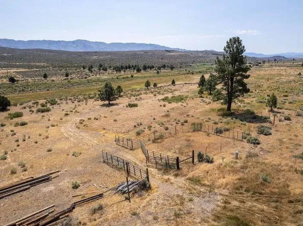 414000 Scott Rd, Doyle, CA 96109