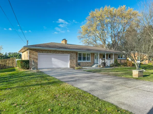 6760 Mayfield Dr, Fairview, PA 16415